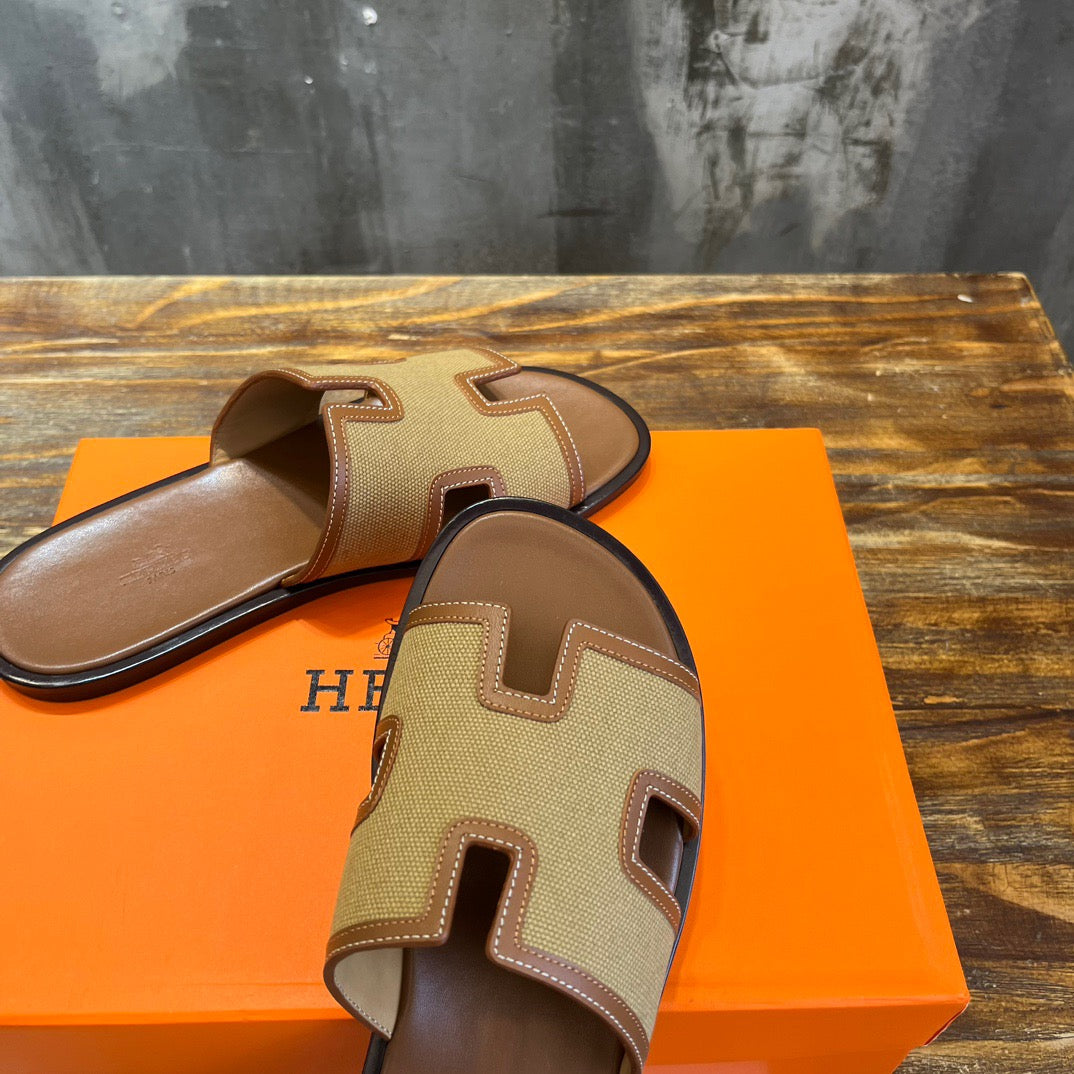 HERM Sandal