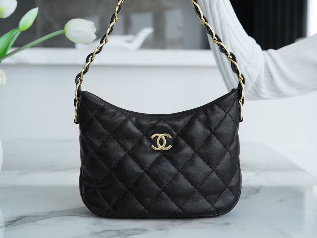 CHA 22K Hobo Bag