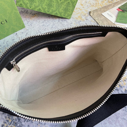GUC Clutch Bag