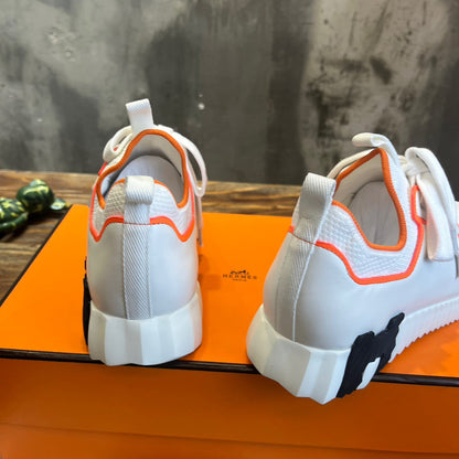 HERM Sneakers