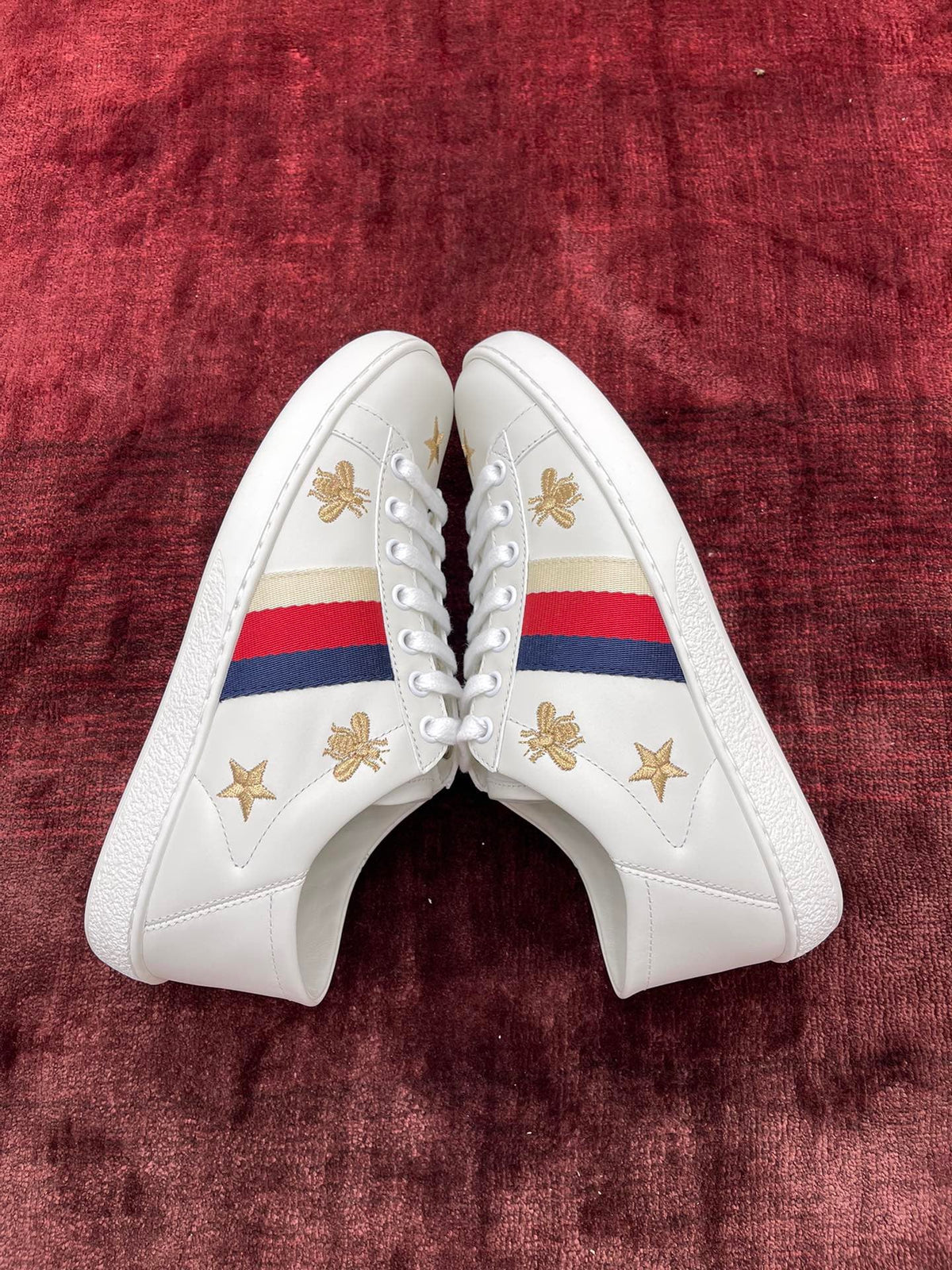 Sneakers & Shoes