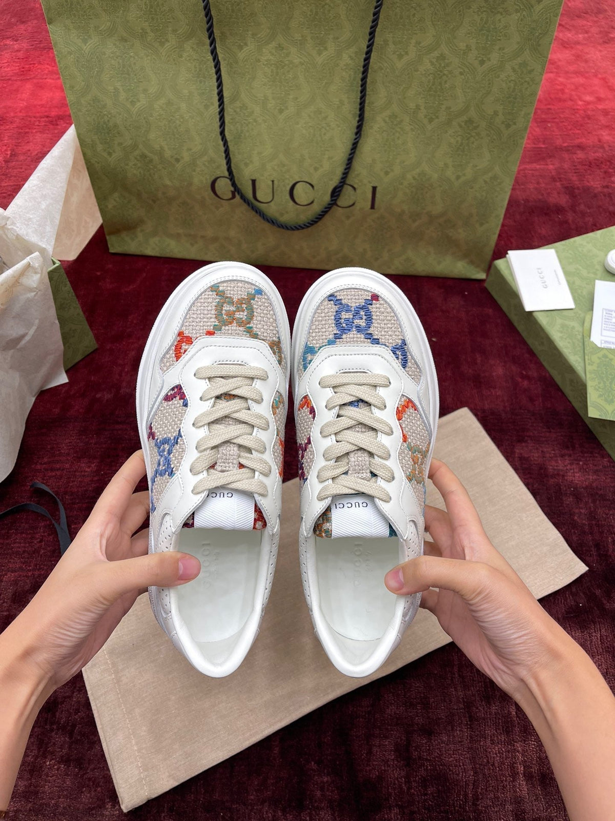 Sneakers & Shoes