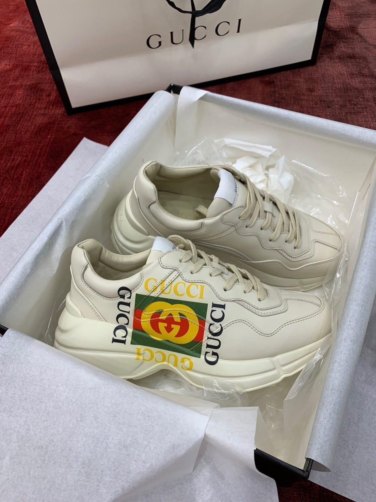 Sneakers & Shoes