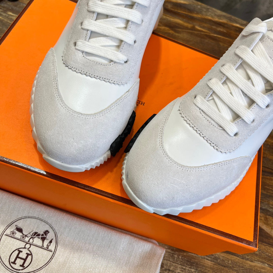 HERM Sneakers