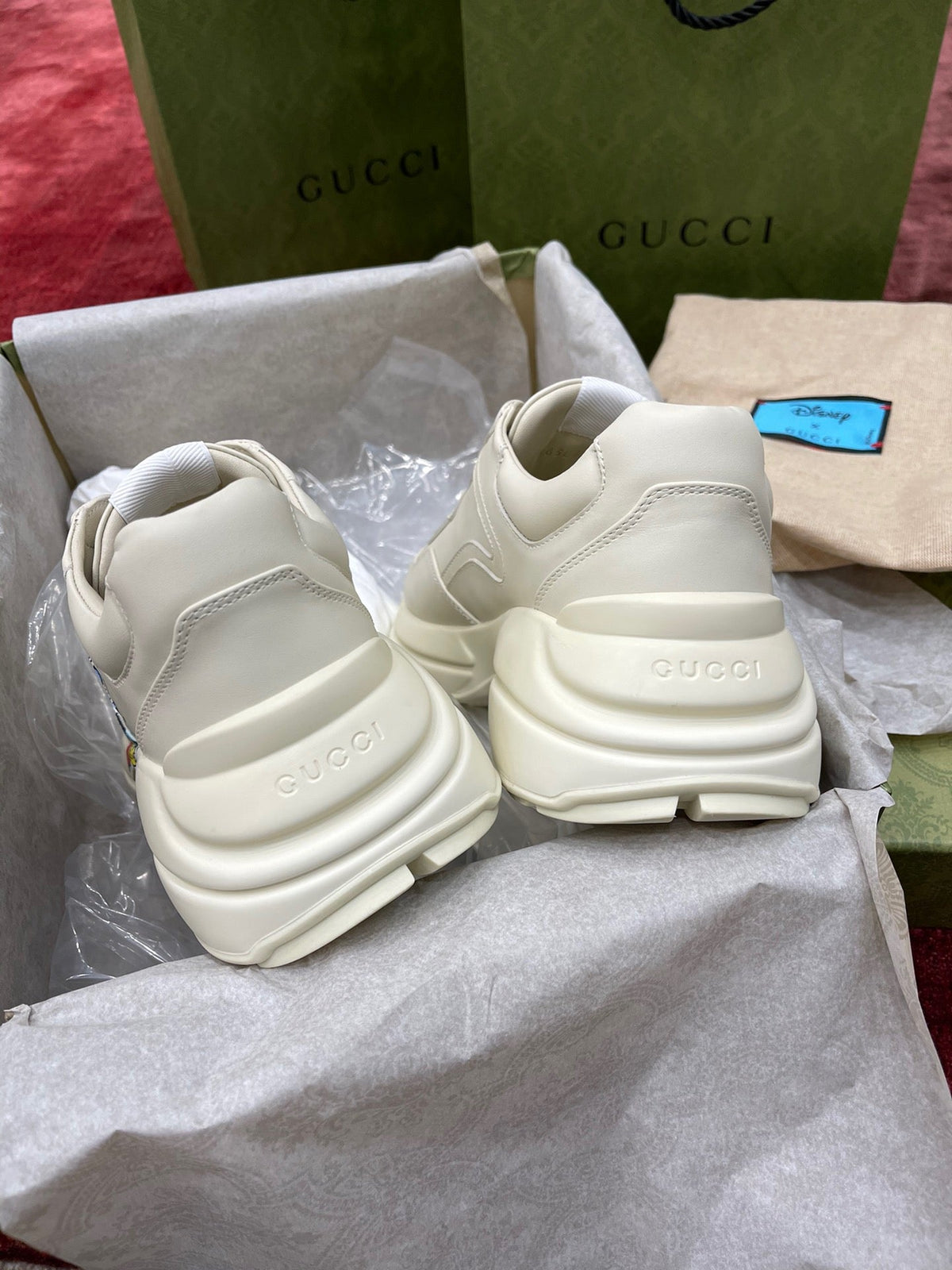 Sneakers & Shoes