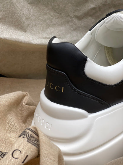 Sneakers & Shoes