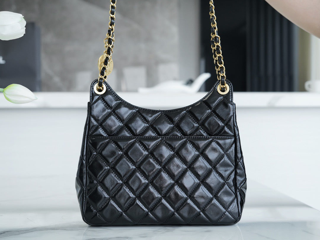 CHA 23C Hobo Bag
