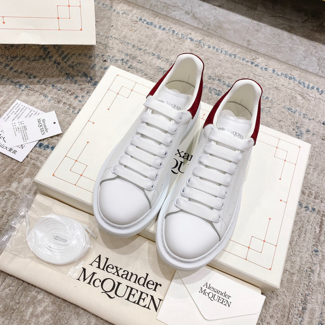 Sneakers & Shoes