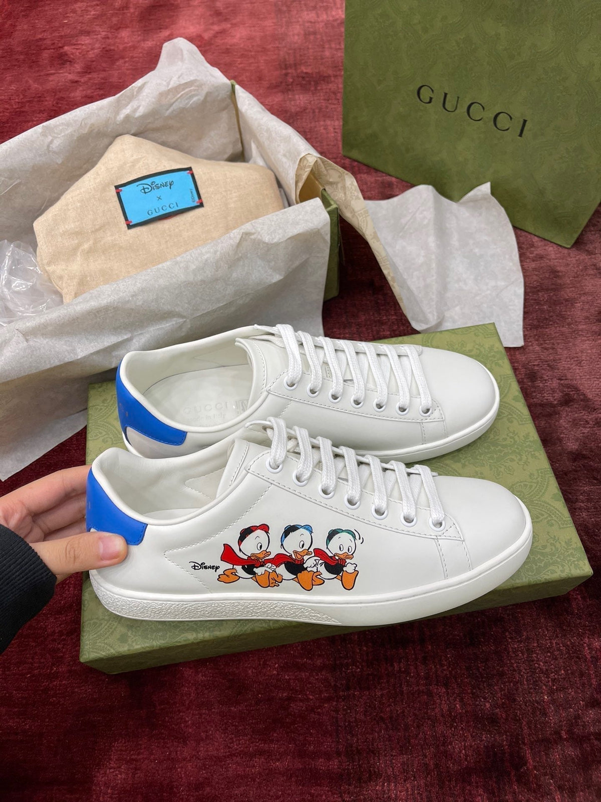 Sneakers & Shoes
