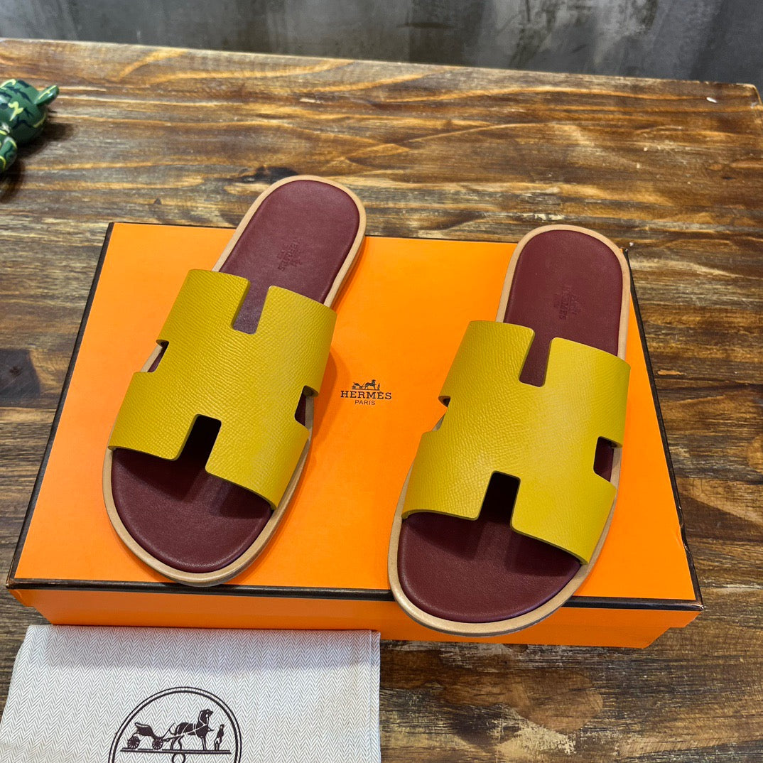 HERM Sandal