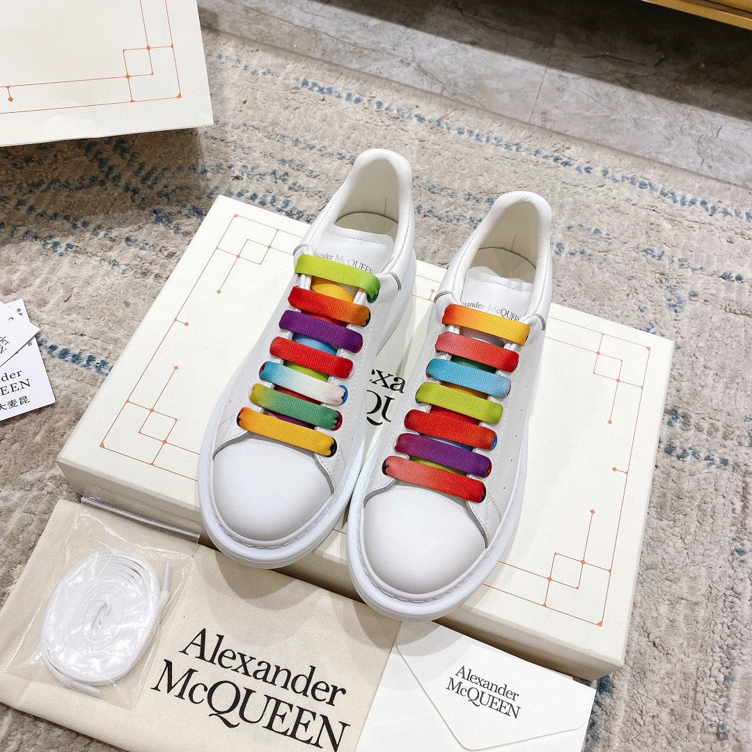Sneakers & Shoes