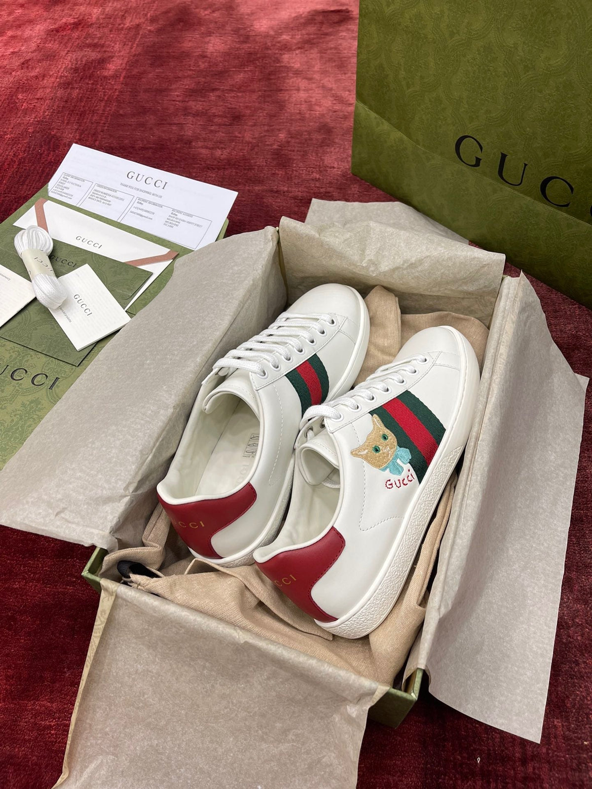 Sneakers & Shoes