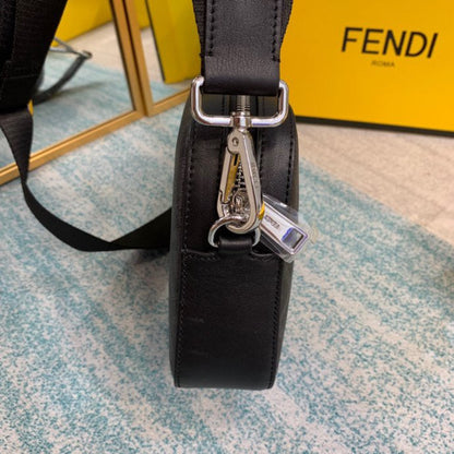 FEN Messenger Bag