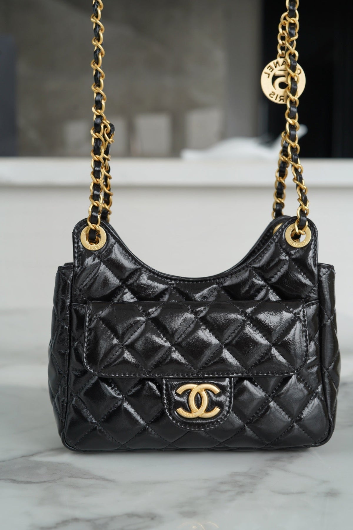 CHA 23C Hobo bag (small)