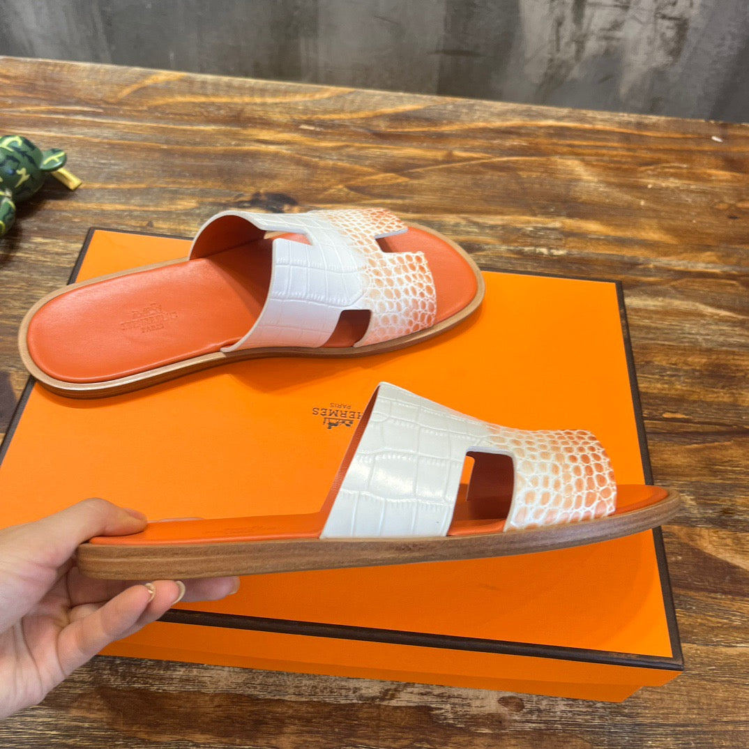 HERM Sandal