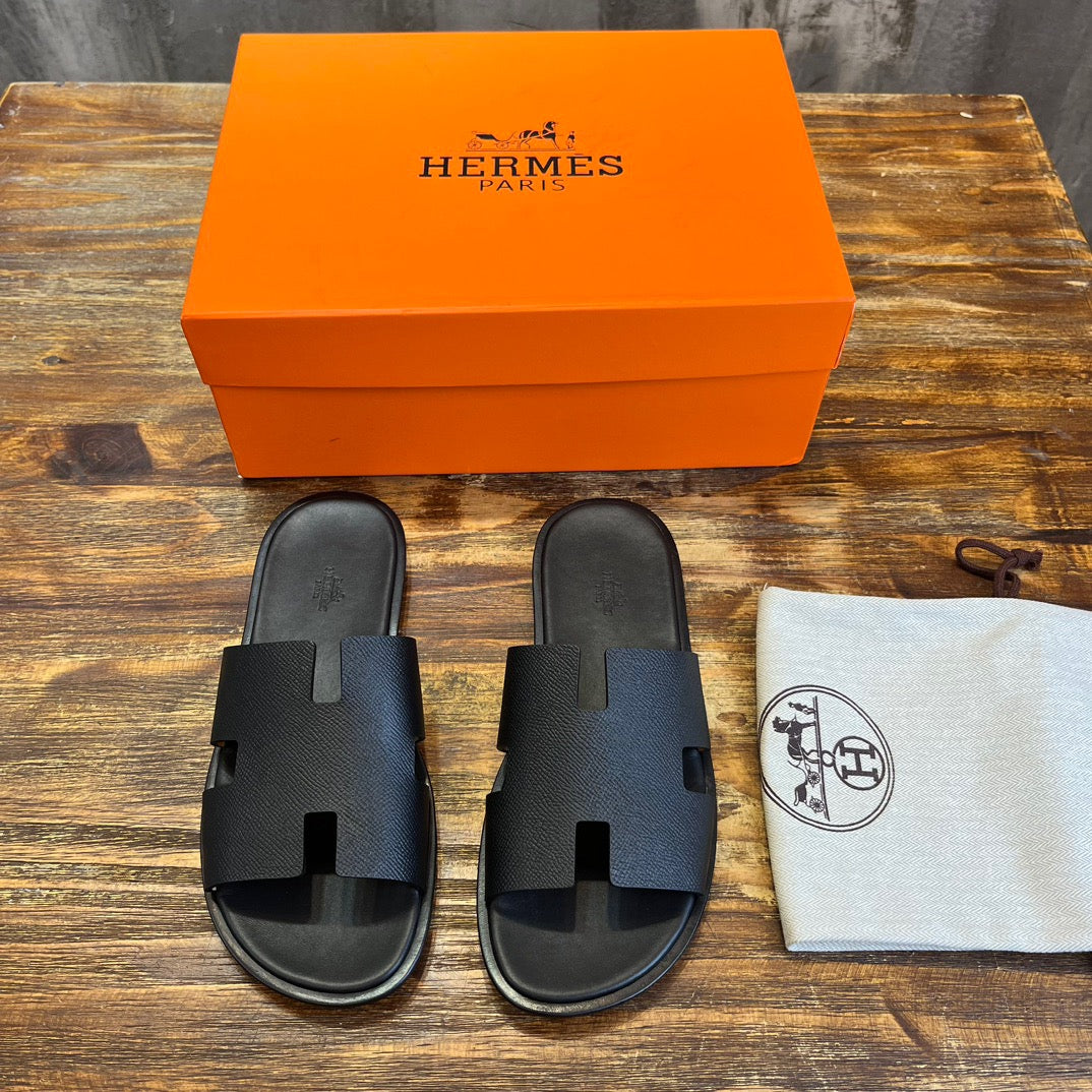 HERM Sandal