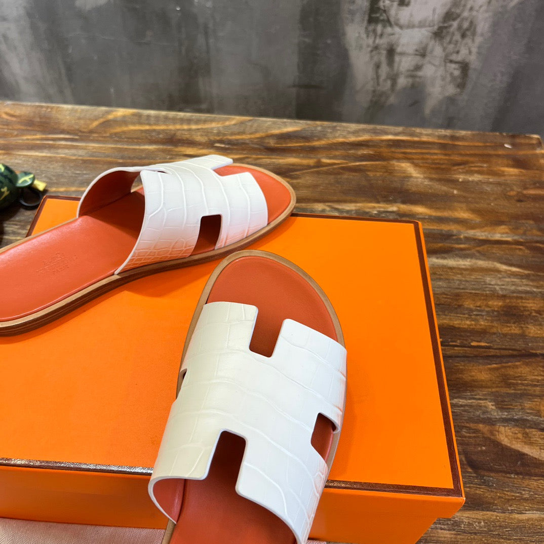 HERM Sandal