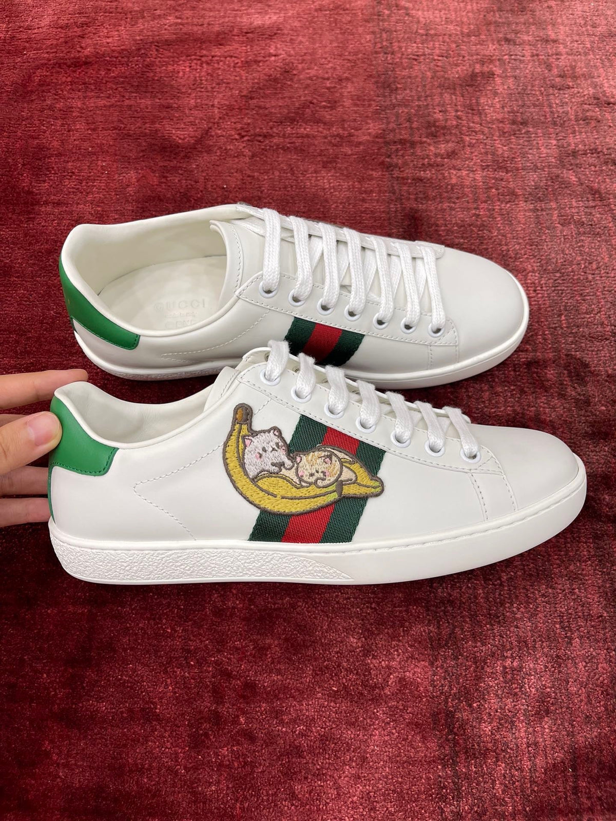 Sneakers & Shoes