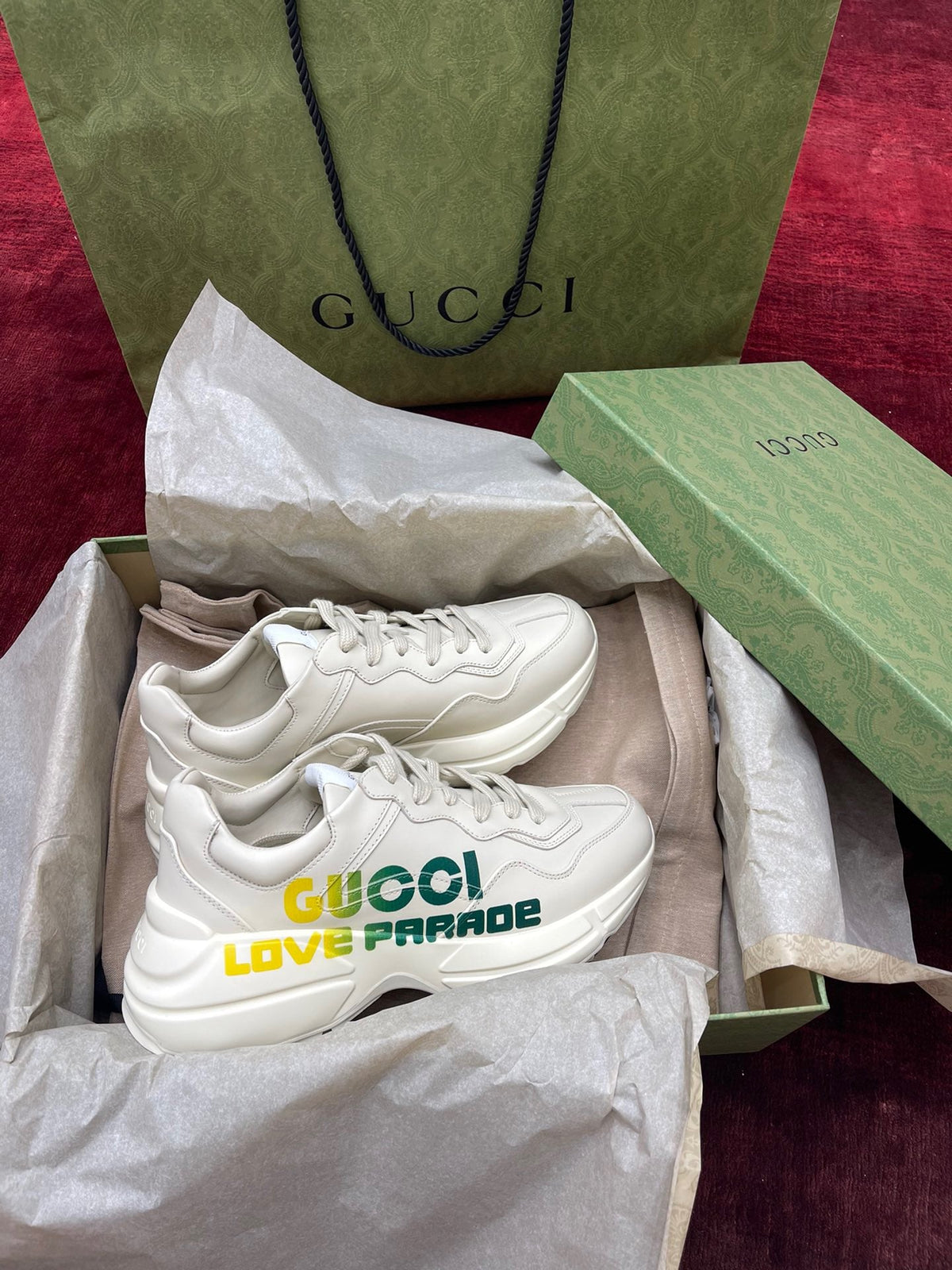 Sneakers & Shoes