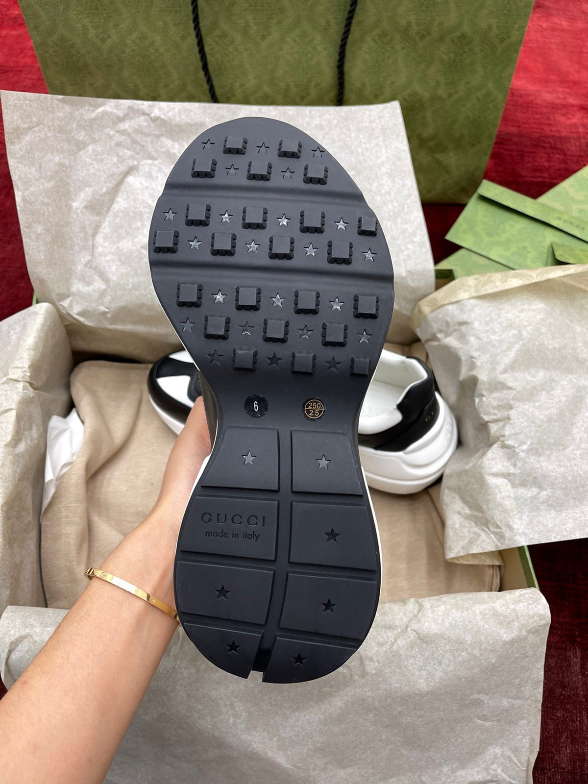 Sneakers & Shoes