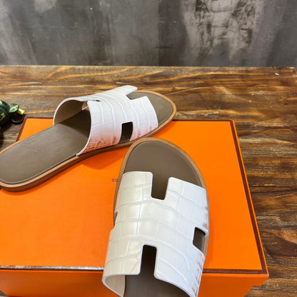 HERM Sandal