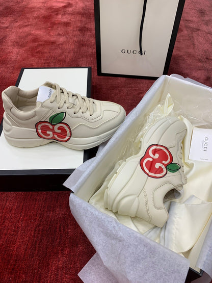 Sneakers & Shoes