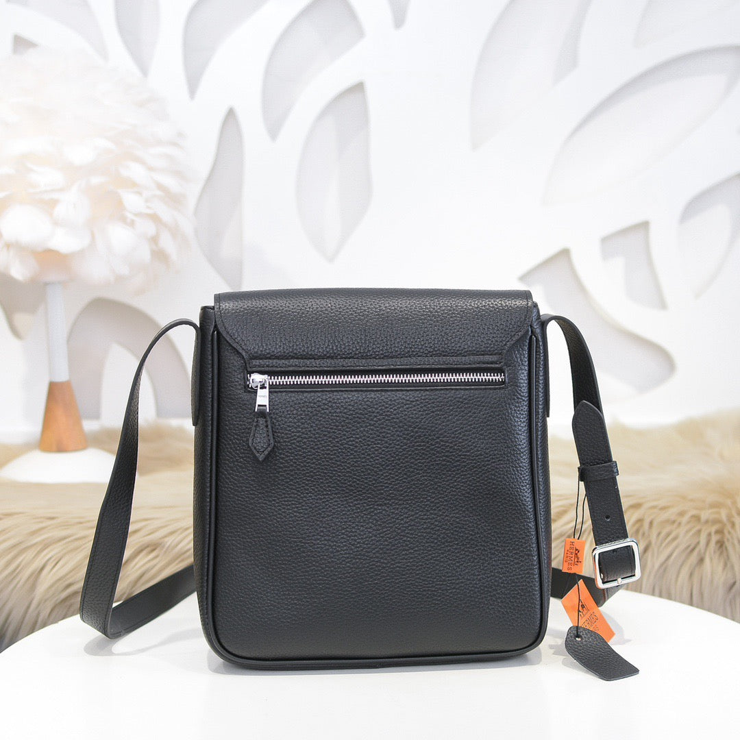 HERM Sling Bag