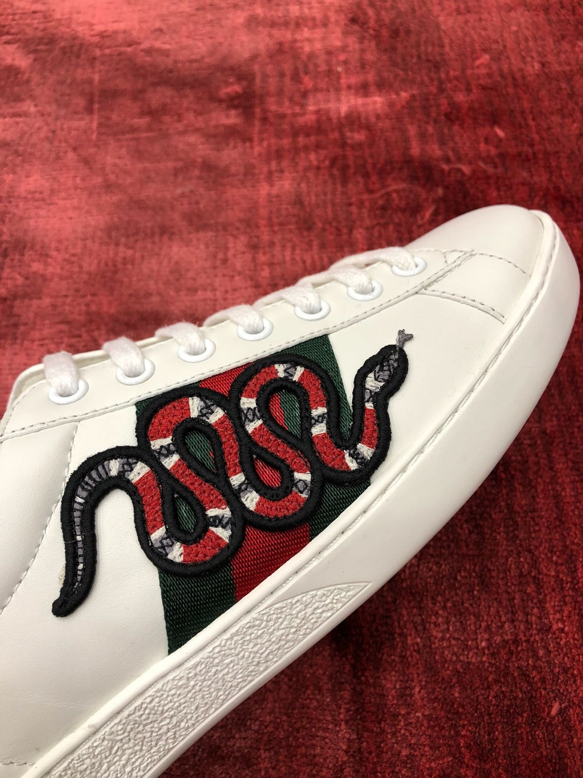 Sneakers & Shoes