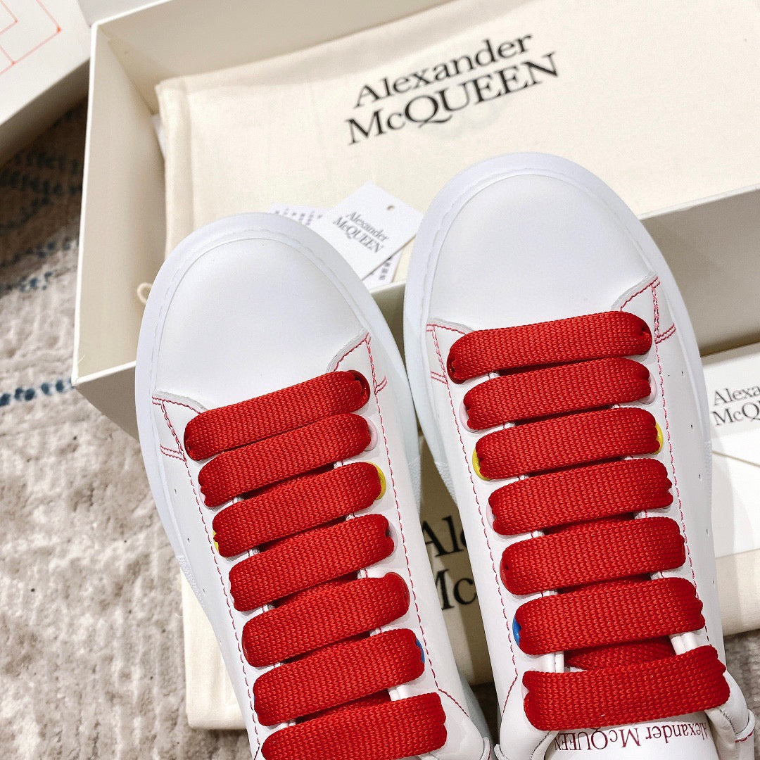 Sneakers & Shoes