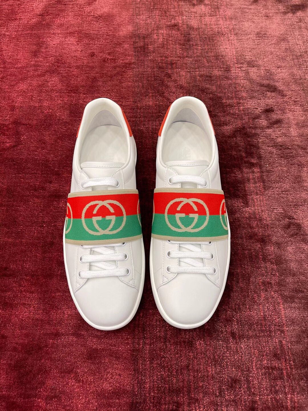 Sneakers & Shoes