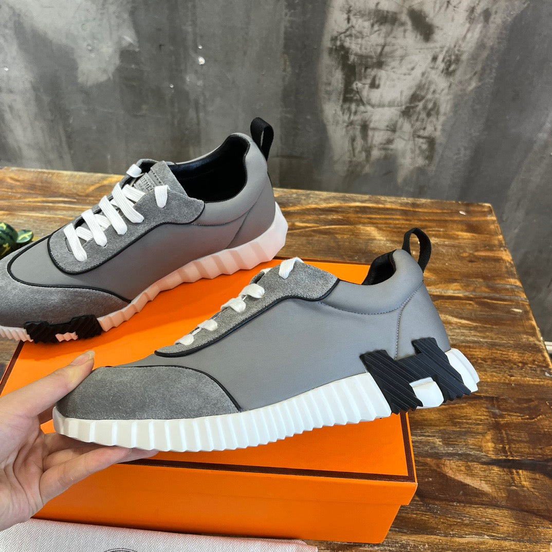 HERM Sneakers
