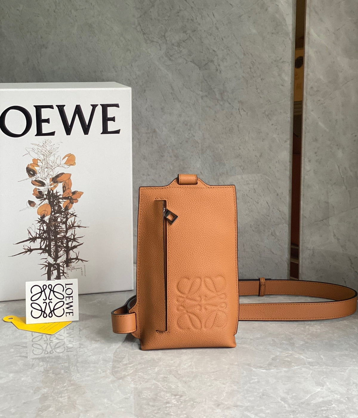 LO Sling Bag