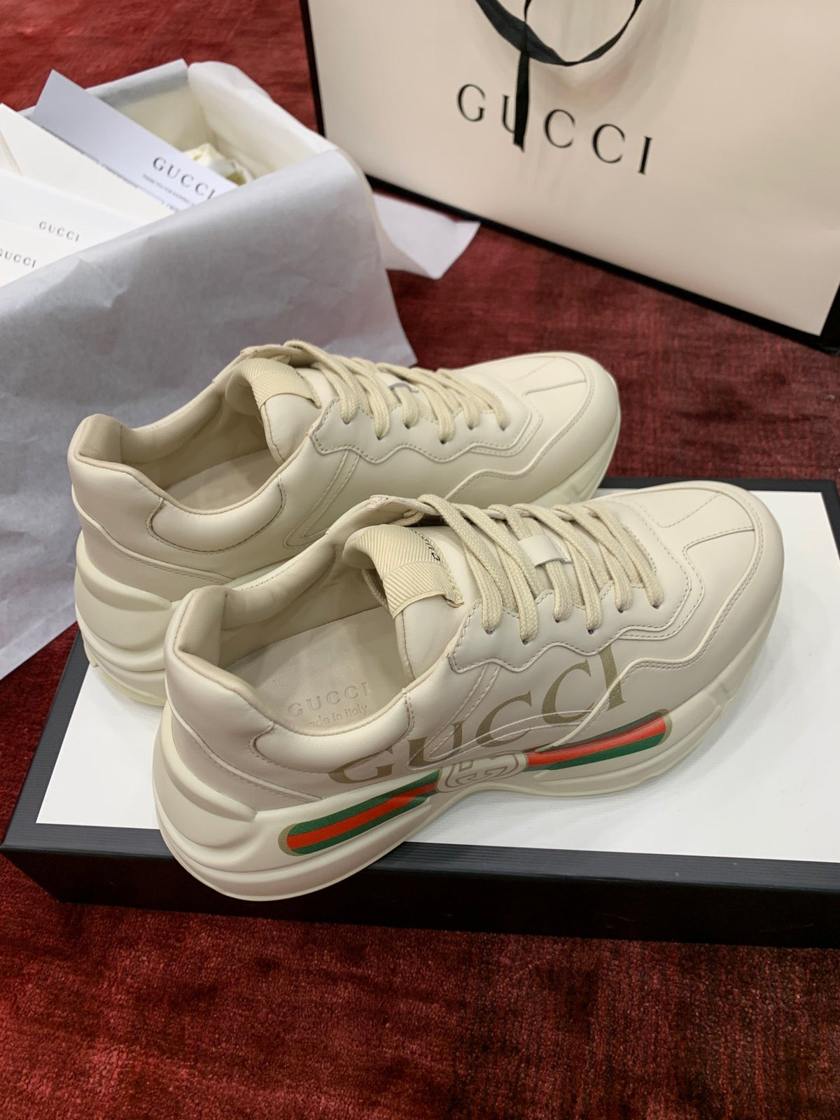 Sneakers & Shoes