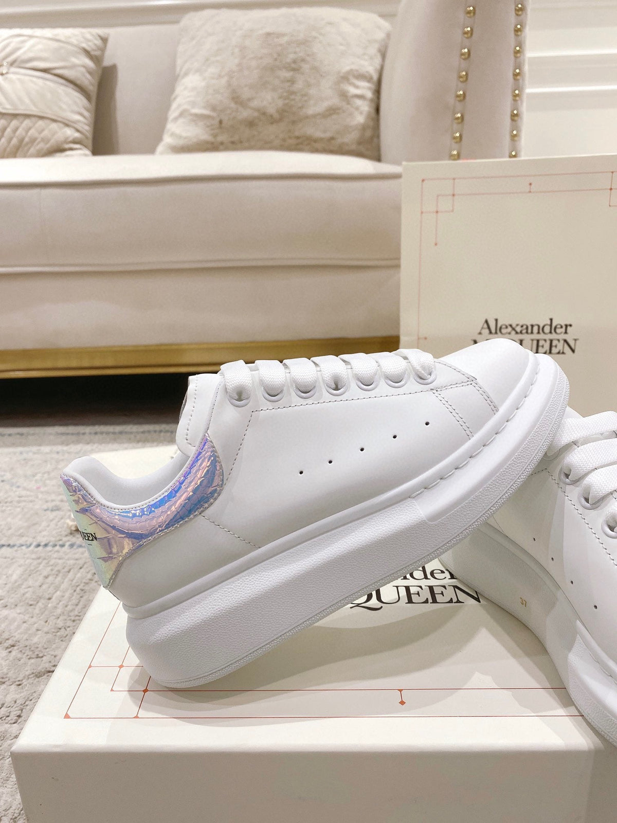 Sneakers & Shoes