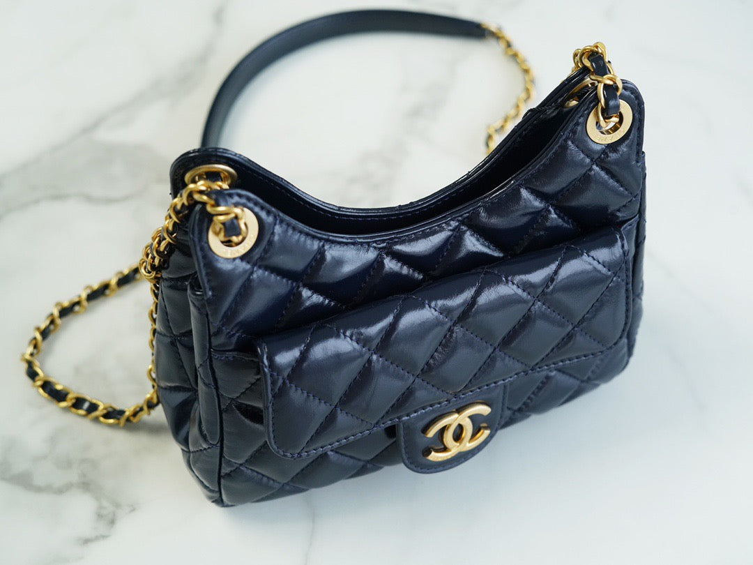 CHA 23C Hobo Bag (small)