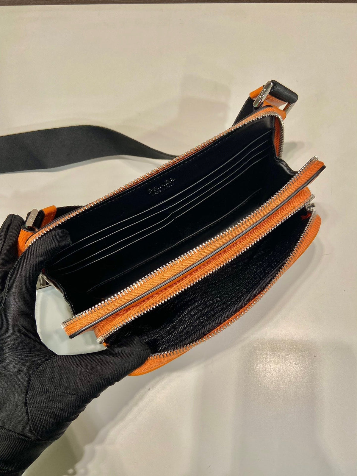 PRA Cross Body Bag