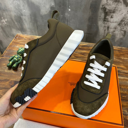 HERM Sneakers