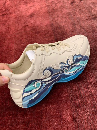 Sneakers & Shoes