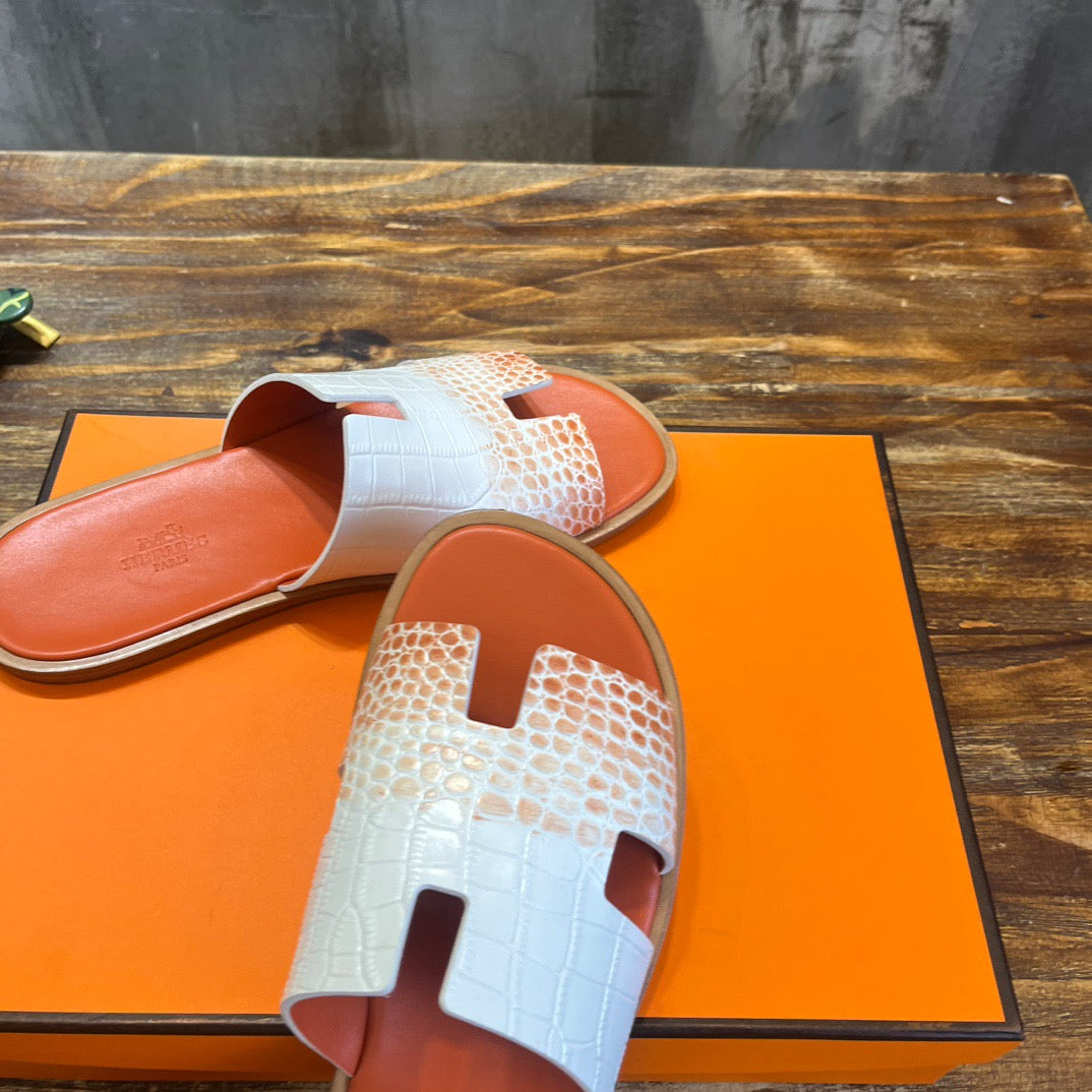 HERM Sandal