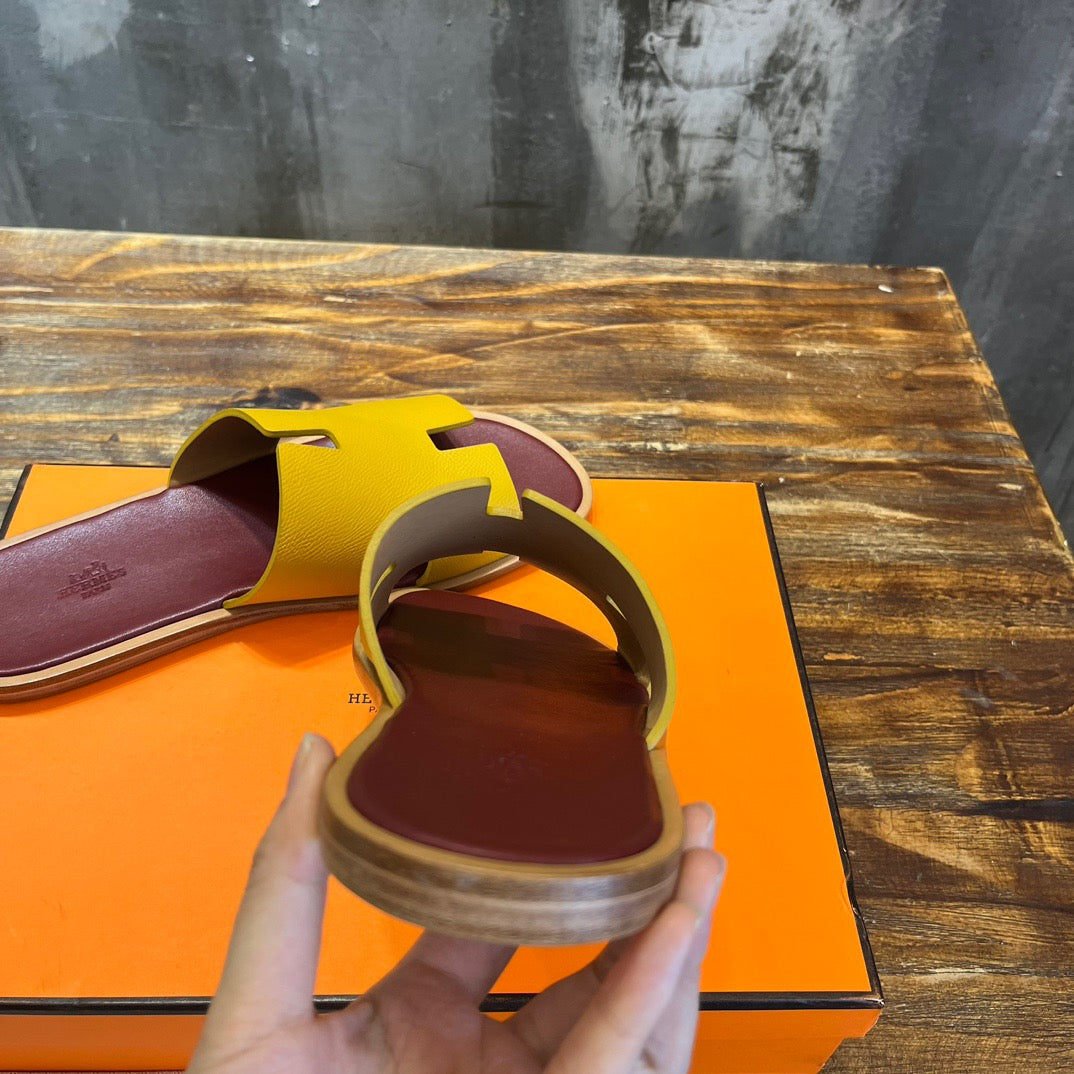HERM Sandal