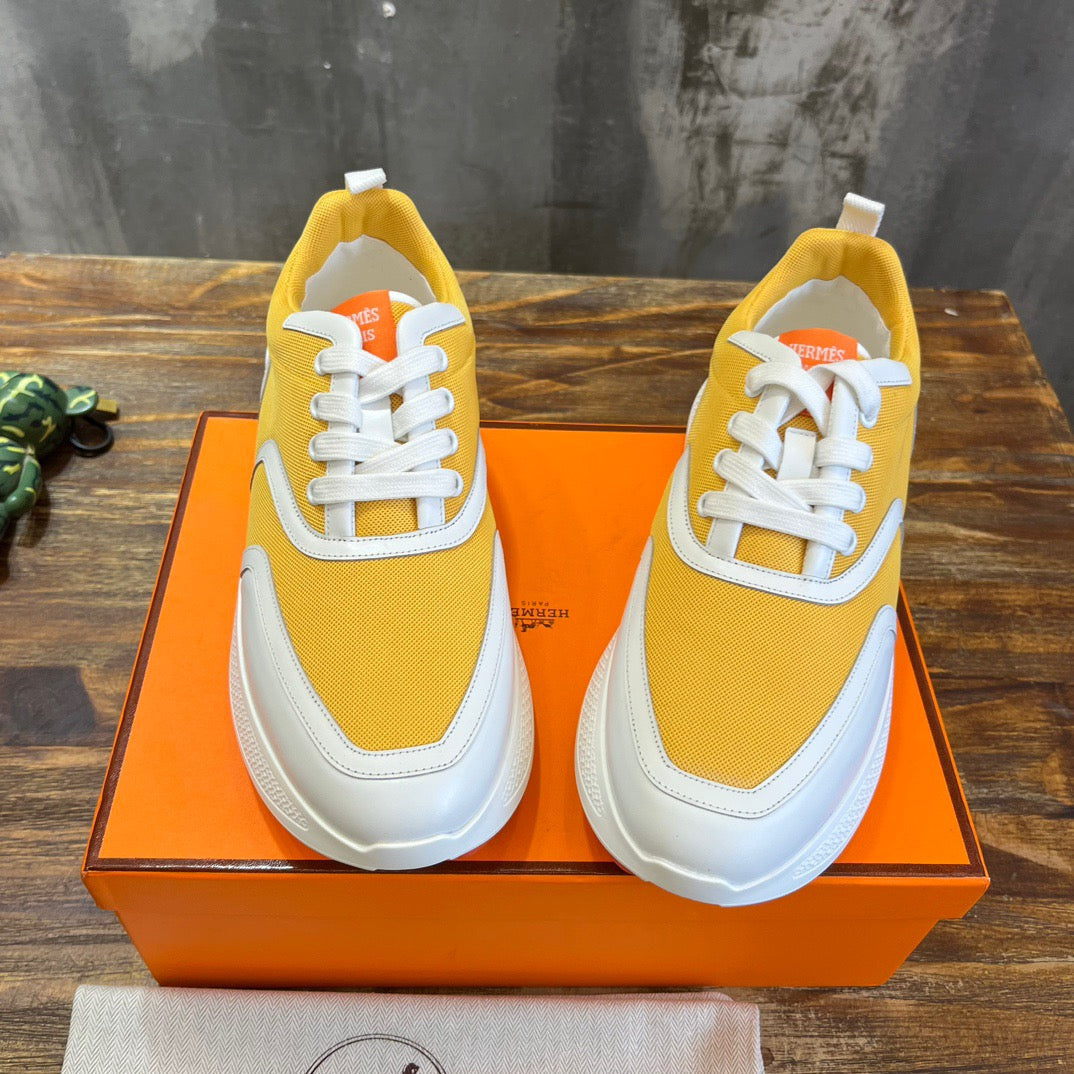 HERM Sneakers