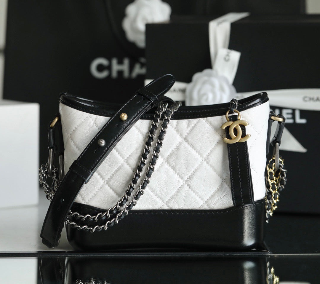 CHA Gabrielle Hobo (20cm)
