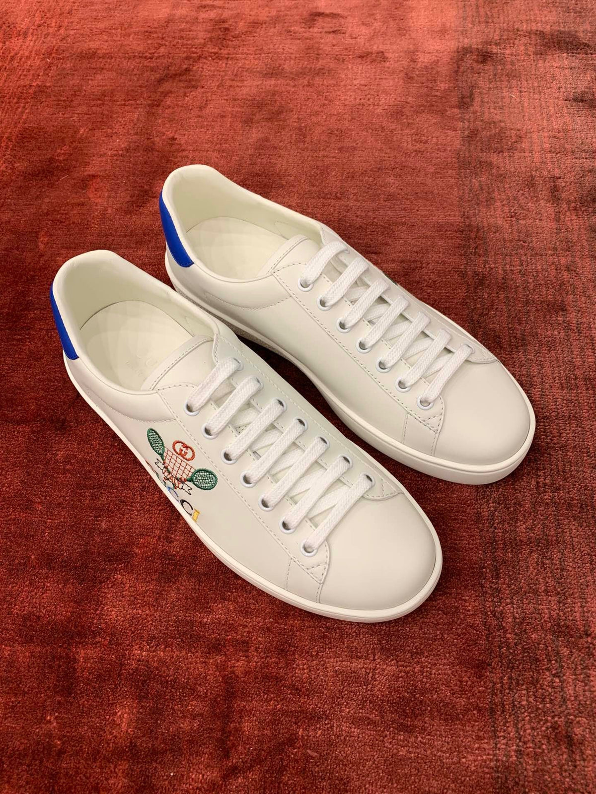Sneakers & Shoes