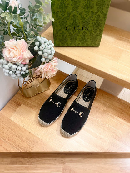 WOMEN'S ESPADRILLE WITH HORSEBIT IN BLACK CANVAS