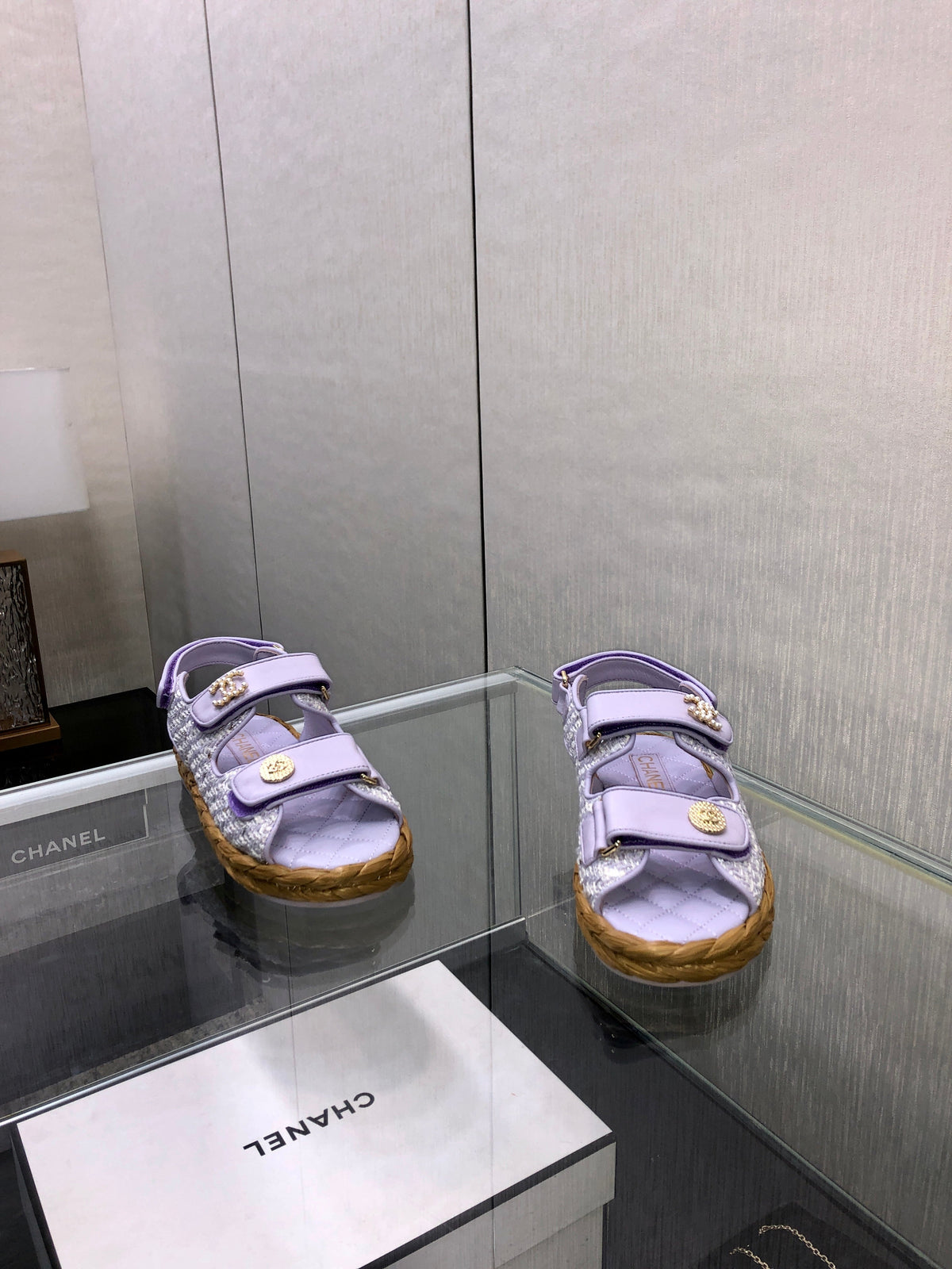 VELCRO SANDALS IN PALE PURPLE LAMBSKIN AND TWEED FABRIC