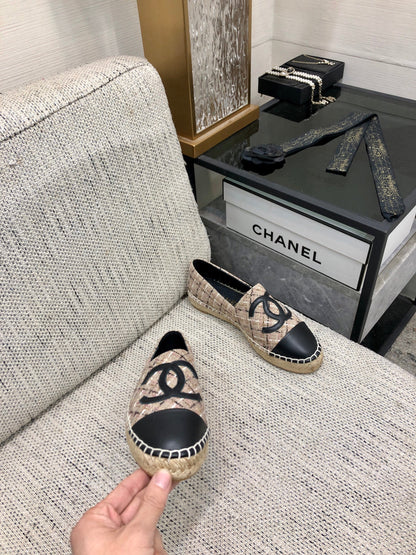 ESPADRILLE CAMEL BEIGE TWEED FABRIC AND BLACK CALFSKIN FLATS