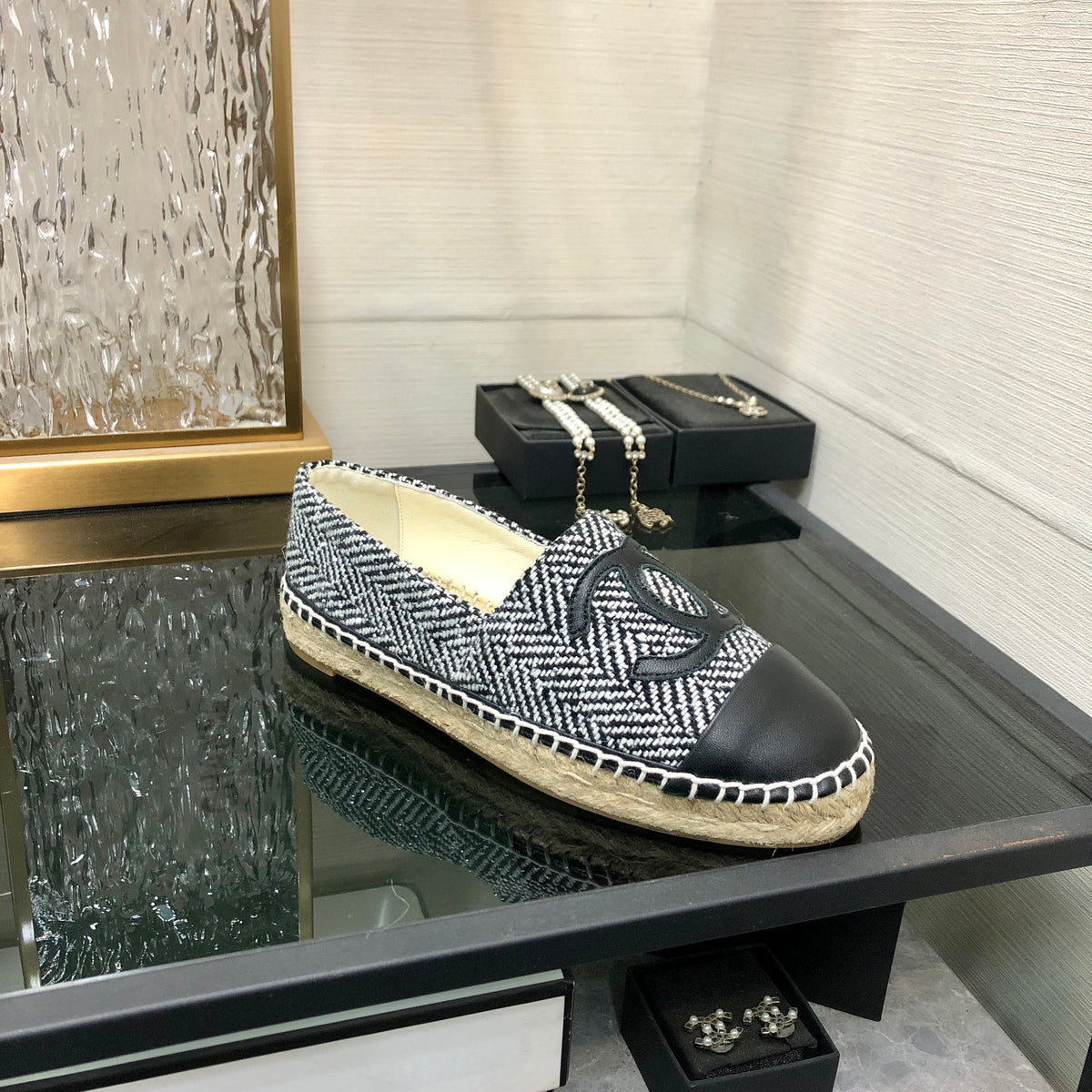 ESPADRILLE BLACK MIX WHITE TWEED FABRIC AND CALFSKIN FLATS 185046