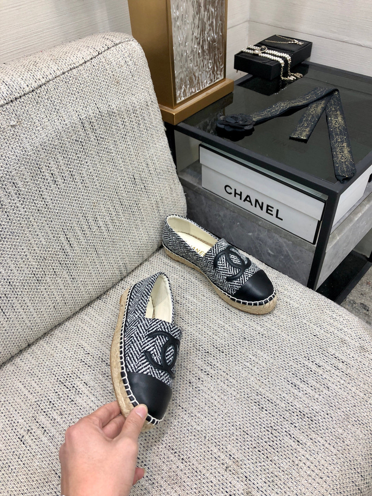 ESPADRILLE BLACK MIX WHITE TWEED FABRIC AND CALFSKIN FLATS 185046