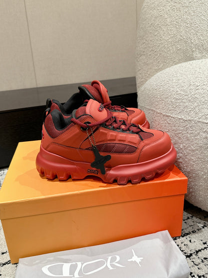 SNEAKER IN RUBY RED CALFSKIN AND BREATHABLE MESH 175307