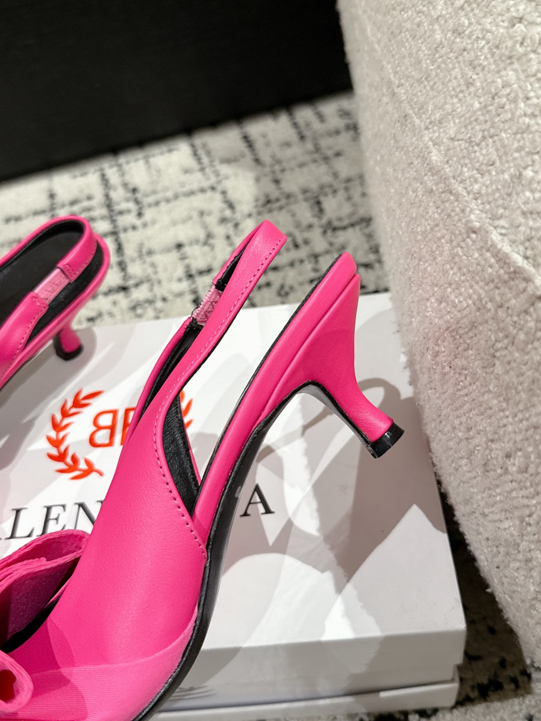 KNIFE CHEMISE 45MM SLINGBACK IN PUNCH PINK COTTON AND CALFSKIN